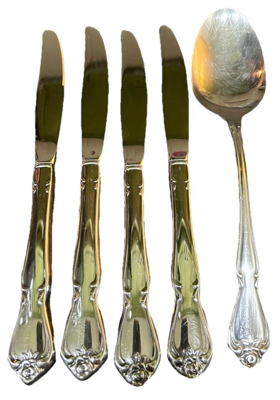 1881 Rogers Oneida LTD True Arbor Rose Set- 4 Dinner Knives 1 Fork Stainless